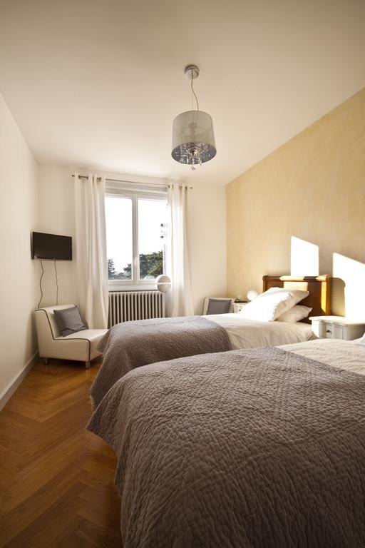 La Maison De Roussille Bed and Breakfast Francheville  Kamer foto